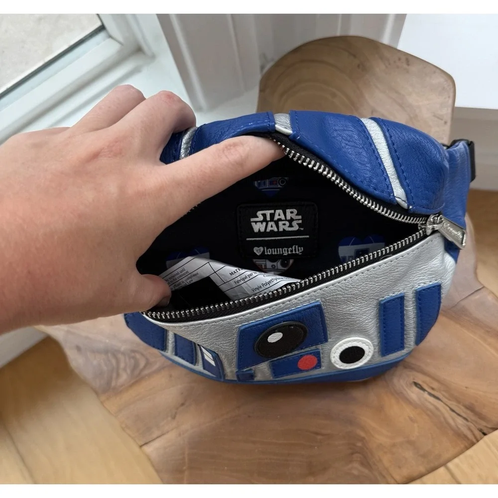 Loungefly Star Wars Fanny Pack R2-D2 Faux Leather Adjustable Strap Blue Silver